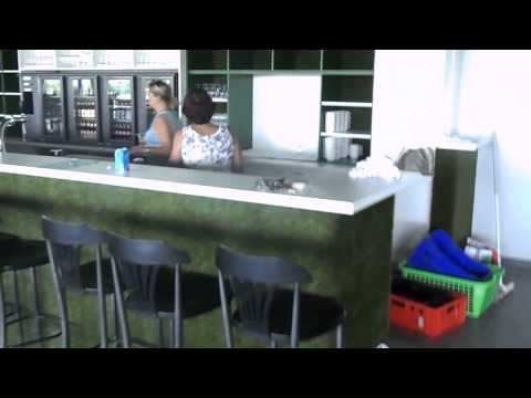 Esperanza Pelt, een rondje door de nieuwe kantine