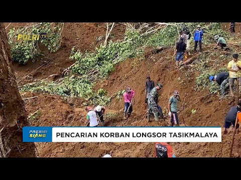SATBRIMOB POLDA JABAR MENCARI KORBAN LONGSOR DI TASIKMALAYA