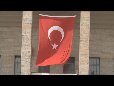 Germania: i turchi si mobilitano per scegliere il loro Presidente