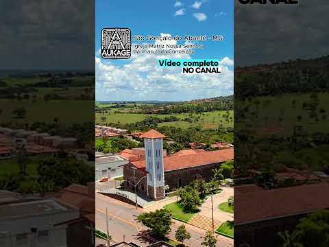 São Gonçalo do Abaeté – Igreja Matriz e a charmosa praça da cidade em Minas Gerais ⛪🌳