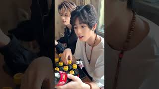 木耳泡多了，没想到可乐更多    #日常vlog #日常 #vlog日常 #聚餐 #友谊
