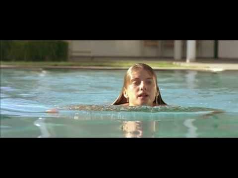 Film Dikkenek - Séquence: La réplique de Natacha à sa tante