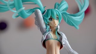 Hatsune Miku EV Mirai Ver., Racing 2014 Figure Unboxing + Review!