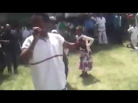 Asaffaa Caalaa (Shumaleetoo) Seenaan haa Yaadatu **Oromo Music 2017**