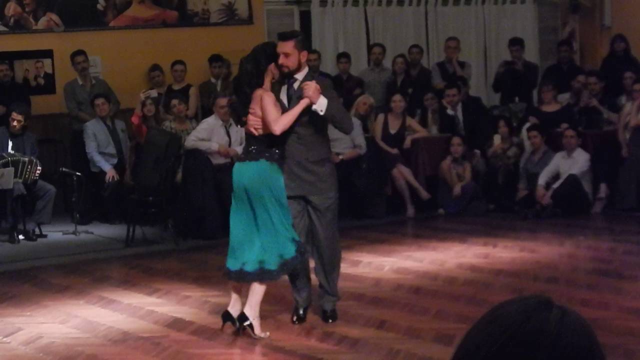 Video thumbnail for La Espuela - Javier Rodriguez & Moira Castellano con Los Herederos del Compás