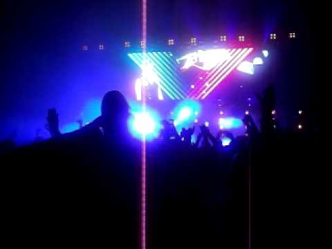 Escape Me - Tiesto feat. C.C. Sheffield (2011 Edit) @ BMO Center