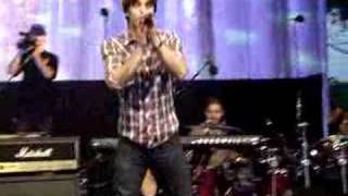 Dean Geyer performs If You Don&#39;t Mean It Live