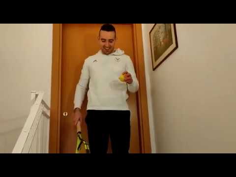 Pillole di movimento #iorestoacasa... giocando a tennis