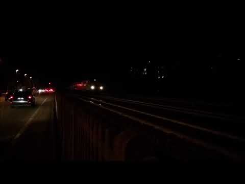 Dalle tenebre arrivano i treni! Trains in the darkness!