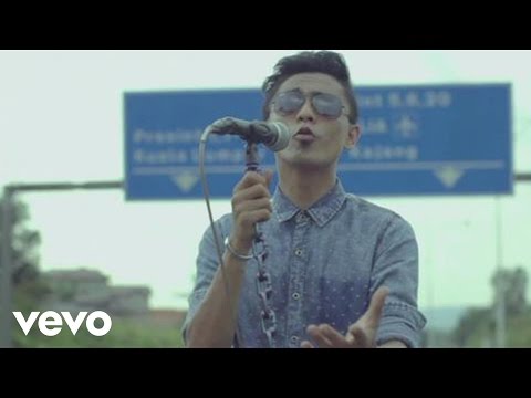 Klangit - Dewi (Official Music Video)