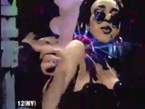 Leila K -  Magic Ball (Lyrics)