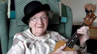 I&#39;LL SEE YOU IN MY DREAMS Joe Brown 98 year old Vera WITH THE X FACTOR UKULELE