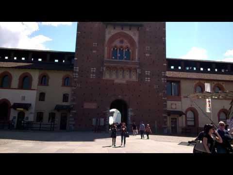 İTALY MİLANO CASTELLO SFORZESCO