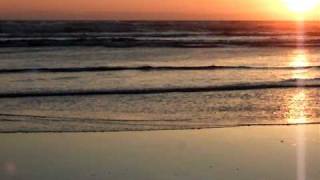 preview picture of video 'Grayland Beach State Park sunset'
