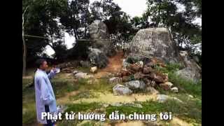 preview picture of video 'Chùa Thiên Tượng, chùa Long Đàm núi Hồng Lĩnh Hà Tĩnh 10-2012'