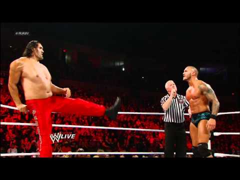 Raw: Randy Orton & The Great Khali vs. Wade Barrett & Cody