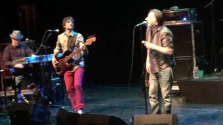 Southside Johnny - Walking on a Thin Line