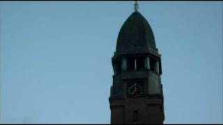 preview picture of video 'Vriezenveen: Uurslag Nederlands Hervormde Kerk'