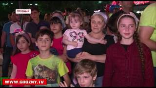 Заключительный день третьего этапа чемпионата России по кольцевым гонкам выдался жарким
