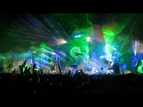 Kaskade - TomorrowWorld 2014 Lionhearted (Arty Remix) into Summer Nights