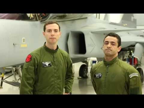 Interview with the first Brazilian Gripen instructors