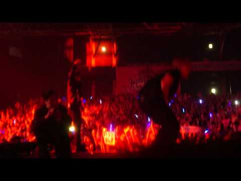 SuJu flying - SMTOWN Paris 100611