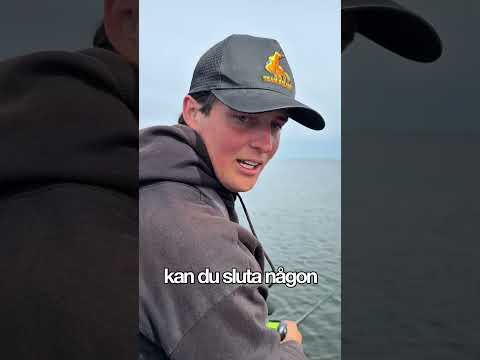 KOLLA HANS REAKTION 🤣🎣
