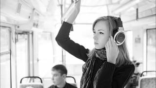 Late Night Alumni   Keep Up With Me