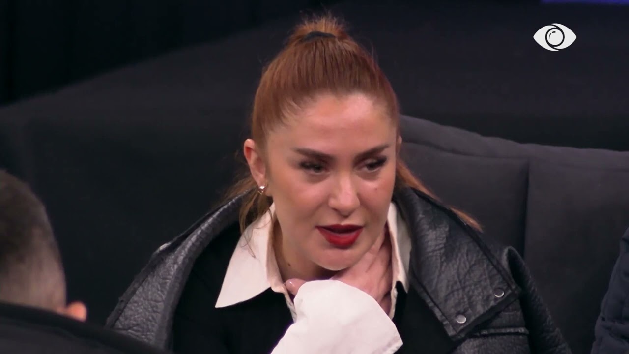 Mes lotësh, banorët rrëfejnë historitë për vajzat dhe gratë në jetën e tyre