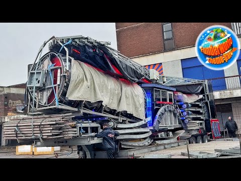 Funfair Ride Build Up Video - Ultimate Waltzers - Darren Matthews Jnr
