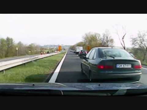 Blokowanie pasa kończącego się...