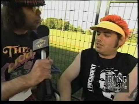Nardwuar vs. Fat Mike (2002)