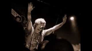 The Almost   Awful Direction  subtitulado Español