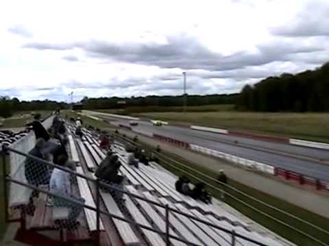 1969 Camaro Z/28 vs 1970 Tempest GT-37