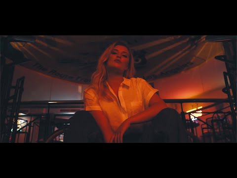 ToTheMoon feat. Kool Savas & Moe Phoenix - Madonna (Official Video)