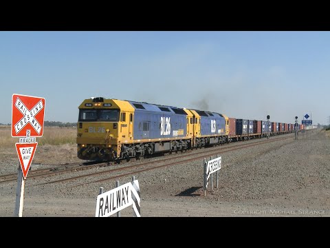 Pacific National 7902V Mildura Containers (2/4/2021) - PoathTV Australian Trains & Railways