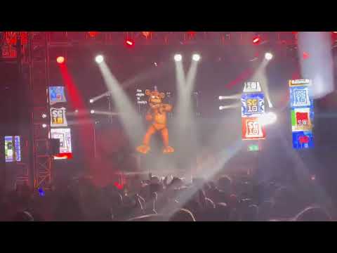 FNAF Circus (sigma rizz mode) in SilvaGunner's DJ concert