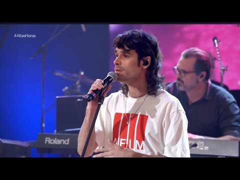 Zé Ibarra canta 'Fala' | Altas Horas 26/07/2025