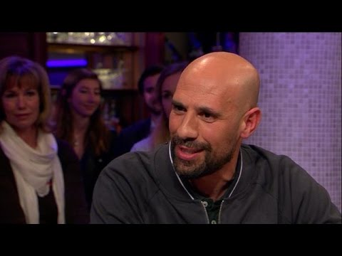 Abdelkader Benali schrijft een brief aan zijn doch - RTL LATE NIGHT