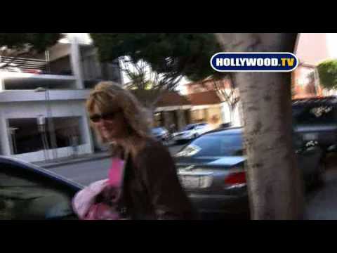 Laura Dern Picks Up Daughter From Pre School