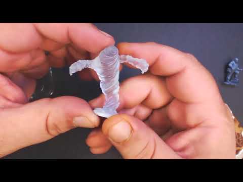 Wizkids Unpainted minis pre release unboxing With HUGE minis  (sponsored)