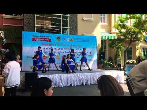 181125 Flisty cover WekiMeki - Intro + La La La + Lucky + Crush @ Victoria Garden