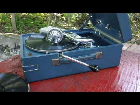 HMV 102C 1935 Blue Gramophone