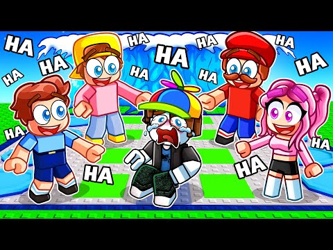 I Pretended To Be A Noob In Escape Tsunami For Brainrots…