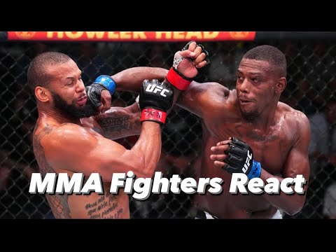 MMA Community Reacts To Jamahal Hill stopping Thiago Santos at #ufcvegas59