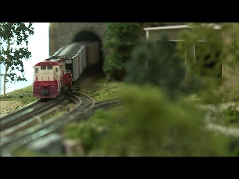 Model trains go from online to in store
