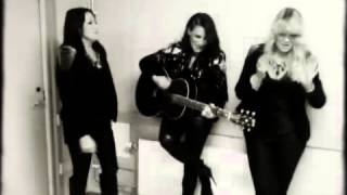 Lionhearts julkalender - lucka #2: Jill Johnson framför No Surrender