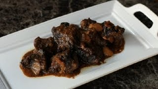 How to Make Jamaican Oxtail With Rice : Caribbean Cooking