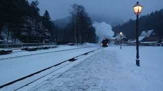 preview picture of video 'Zittauer Schmalspurbahn Einfahrt Oybin'