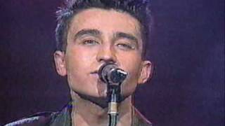 Los Prisioneros - Estrechez de corazón